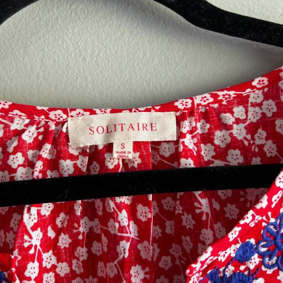 Solitaire Floral Embroidered Blouse Top Red White Blue Boho Casual - Small - Picture 4 of 7